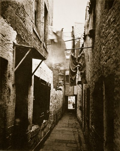 Close, 101 High Street, Glasgow, vers 1878 - Thomas Annan