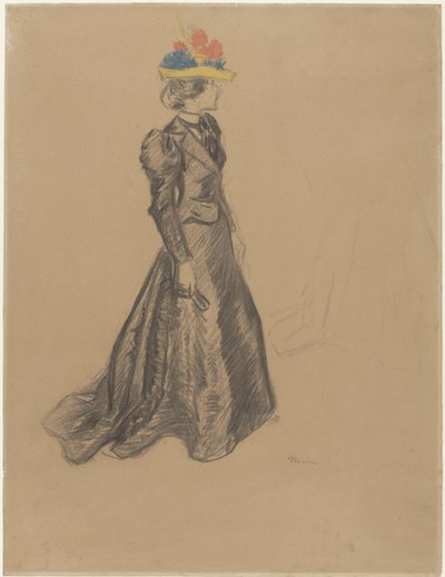 Dame debout en tenue noire avec traîne, et un chapeau de paille coloré avec des fleurs d