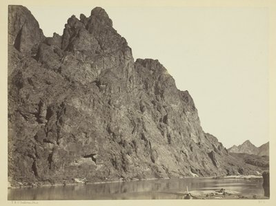 Falaise en face du camp Big Horn, Black Cañon, fleuve Colorado - Timothy O