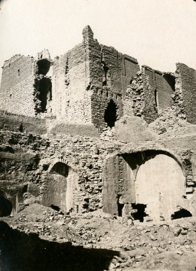 Église du monastère de Saint-Siméon, angle nord-ouest avant restauration, Assouan, Égypte, photographie d