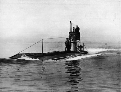 Un sous-marin britannique en surface - Unbekannt