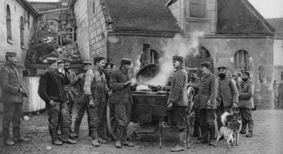 Une cuisine de campagne allemande dans un village français, Première Guerre mondiale, 1915 - Unbekannt