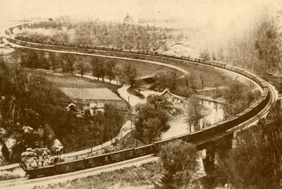 Un train de marchandises gigantesque de cinquante-quatre wagons tiré par une seule locomotive, Chicago et North West Railway, 193 - Unbekannt