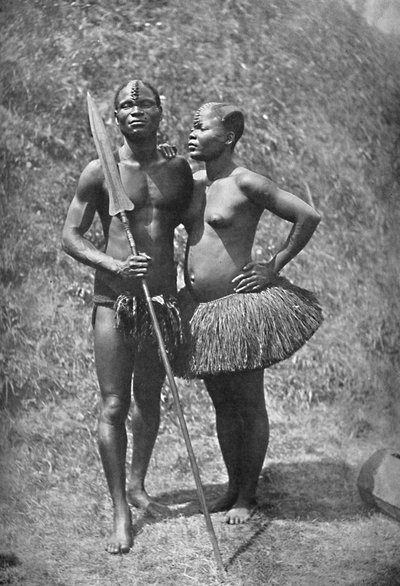 Un guerrier Mulolo Congo et sa femme des régions centrales du Congo, 1902 - Unbekannt