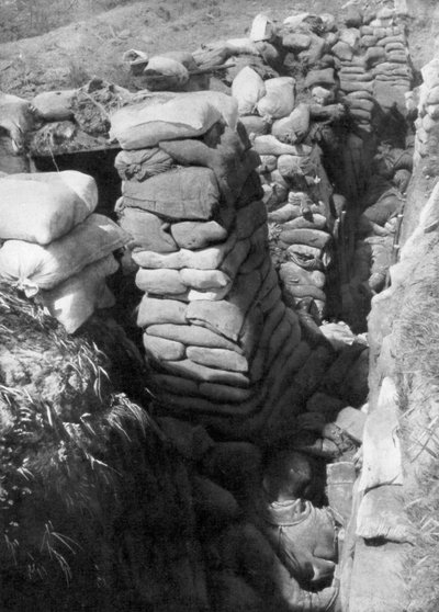 Une tranchée et un bunker allemands capturés, Souchez, Artois, France - Unbekannt