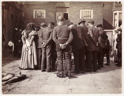 Enchère de poissons, vers 1905 - Unbekannt