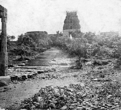 Un temple en ruine près de Madras, Inde, 1874 - Unbekannt