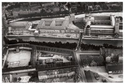 Vue aérienne du Deutsches Museum, Munich, Allemagne, depuis un Zeppelin, vers 1931 1933 - Unbekannt