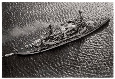Vue aérienne du cuirassé allemand SMS Schlesien, depuis un Zeppelin - Unbekannt