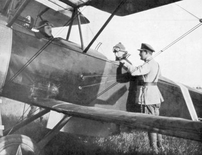 Albert Ier de Belgique, partant en avion pour visiter les lignes de l