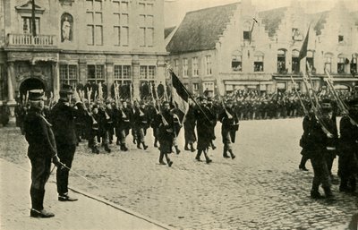 Albert Ier de Belgique passant en revue les troupes, Première Guerre mondiale, 1914, vers 1920 - Unbekannt