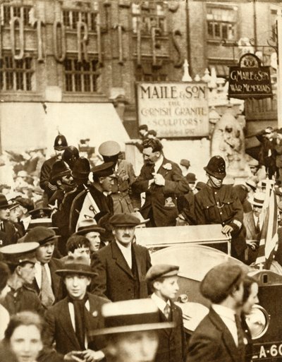 Alcock et Brown...après le premier vol transatlantique sans escale, Londres, juin 1919, 1935 - Unbekannt