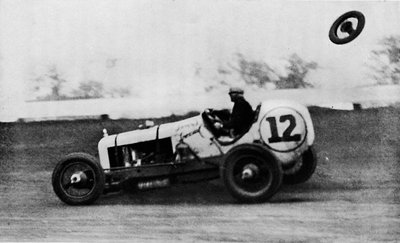Course de vitesse américaine - Jack Ericson, tournant sur trois roues, 1937 - Unbekannt