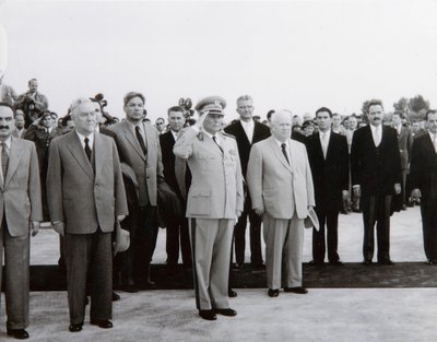 Arrivée de la délégation soviétique à Belgrade, Yougoslavie, 26 mai 1955 - Unbekannt
