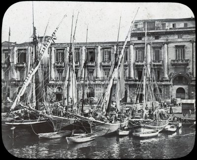 Au quai, port de Messine, Sicile, Italie, fin du XIXe ou début du XXe siècle - Unbekannt