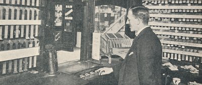 Machines automatiques de billets et de monnaie à Westminster, 1926 - Unbekannt