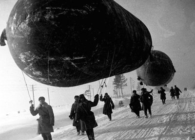 Ballons de barrage près de Moscou, URSS, Seconde Guerre mondiale, 1941 - Unbekannt