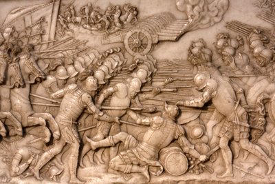 Basilique de Saint-Denis, Tombeau de François Ier roi de France et Claude de France, Bas-relief de la Fondation, Représentation de la bataille de Marignan en 1515 - les français et leur artillerie face à l