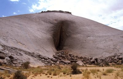 Monolithe de Ben Amira à Adrar - Unbekannt