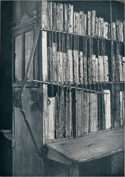 Bibliothèque, 15e siècle, avec quelques éditions ultérieures, et cadre de catalogue, 17e siècle, vers 1931 - Unbekannt