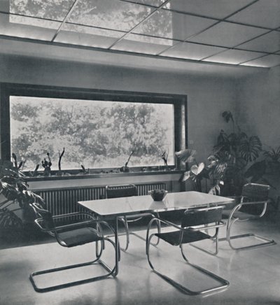 Salle à manger dans une maison à Bucarest par Rudolf Frankel - Unbekannt