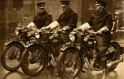 Police britannique sur motos BSA, 1931, 1933 - Unbekannt