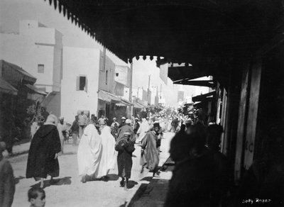 Rue animée, Rabat, Maroc, vers 1920-1930 - Unbekannt