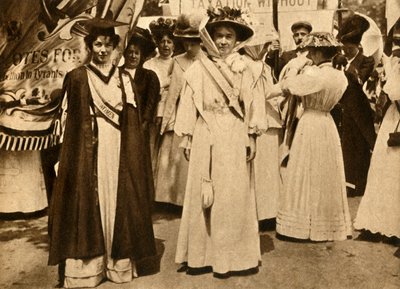 Christabel Pankhurst et Emmeline Pethick-Lawrence, Hyde Park, Londres, 21 juin 1908, 1933 - Unbekannt