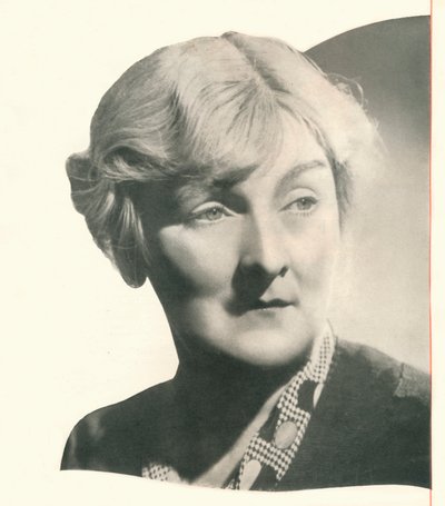 Rappel de rideau pour Sybil Thorndike Un cocktail dans lequel Booths joue un rôle principal reçoit un enth - Unbekannt