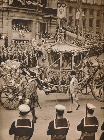 Le Cynosure de tous les yeux dans les processions : Le carrosse d