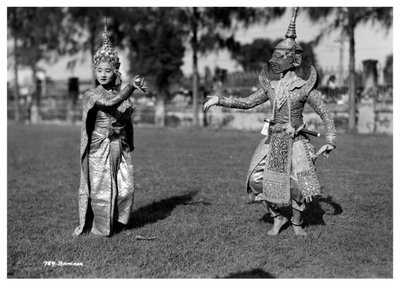 Danseurs en costume traditionnel, Bangkok, Thaïlande, début du 20ème siècle - Unbekannt