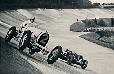 Earl Howe et Sir Henry Birkin en course à Brooklands, 1937 - Unbekannt