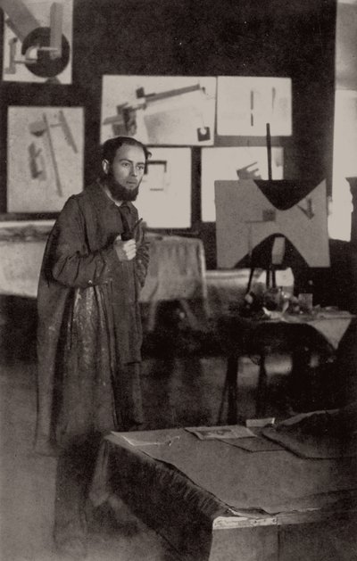 El Lissitzky dans son atelier à Vitebsk, 1919 - Unbekannt