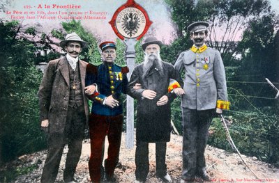 Père et ses fils à la frontière franco-allemande, 20e siècle - Unbekannt