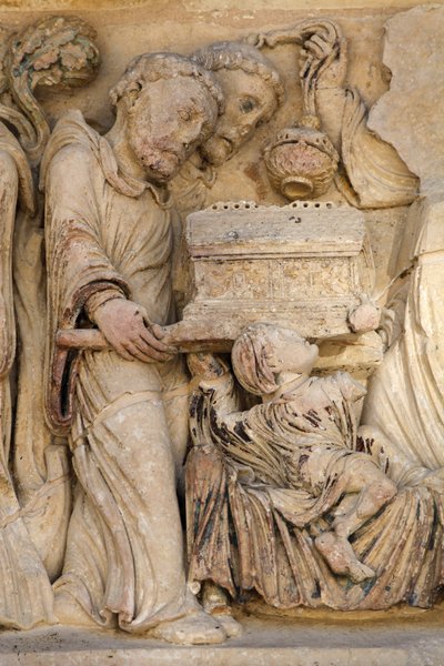 Abbaye de Fleury, sculpture de la porte nord : reliquaire de Saint Benoît, Saint-Benoît-sur-Loire - Unbekannt