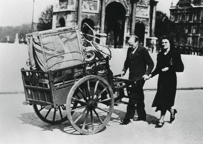 Réfugiés français rentrant chez eux après la chute de la France aux Allemands, Paris, juillet 1940 - Unbekannt
