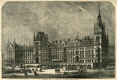 Façade de la gare et de l