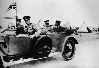 Général Sir John Maxwell, commandant des troupes égyptiennes, en voiture à travers un des camps, 1915 - Unbekannt