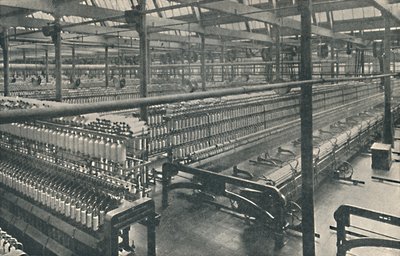 Vue générale de la salle de filature, vers 1917 - Unbekannt