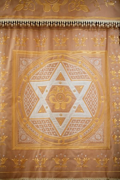 Grande synagogue chorale. Rideau de l