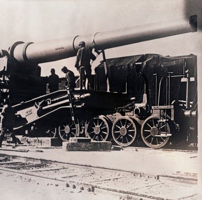 Artillerie lourde sur un train, c1914-c1918 - Unbekannt