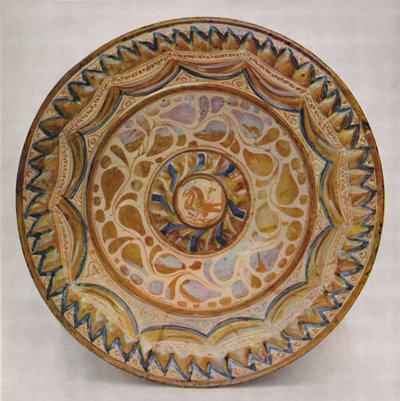 Plat lustre hispano-mauresque avec bordure en écailles de poisson bleues. 15e siècle, 1928 - Unbekannt
