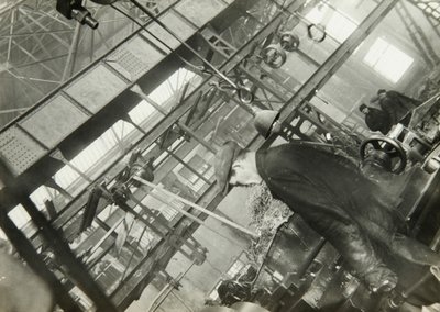 Dans une usine de mécanique, URSS, années 1930 - Unbekannt