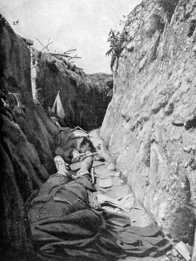 Dans une des tranchées de Quennevières, Bataille de Champagne, 1915 - Unbekannt
