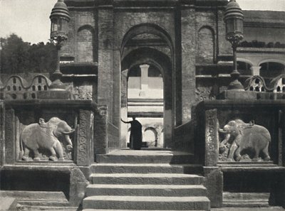 Monastère dans le temple de la dent sacrée Dalada Maligawa Vihara, Kandy, 1926 - Unbekannt