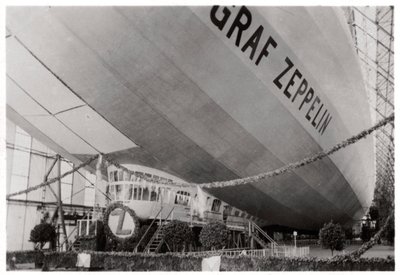 Cérémonie de lancement du Zeppelin LZ127 Graf Zeppelin, Friedrichshafen, Allemagne, 9 juillet 1928, 1933 - Unbekannt
