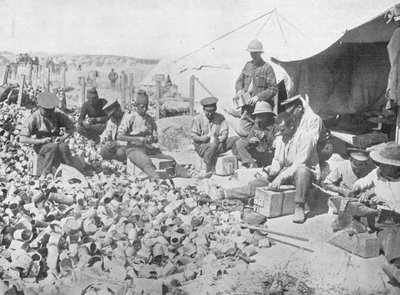 Fabrication de bombes avec des boîtes de conserve à Gallipoli, 1915 - Unbekannt