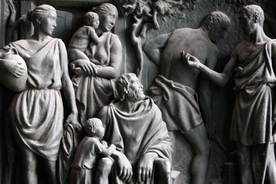 Sculpture de la porte du Duomo de Milan, Milan, Italie - Unbekannt