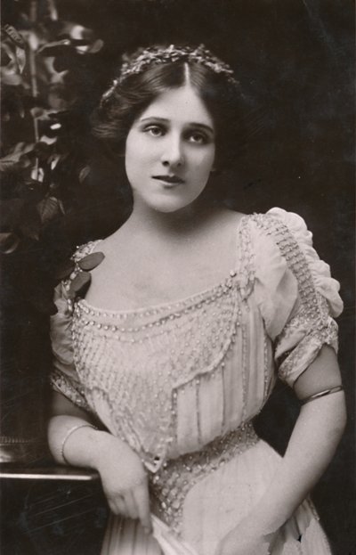 Mademoiselle Edna May, 1878-1948, vers 1930 - Unbekannt