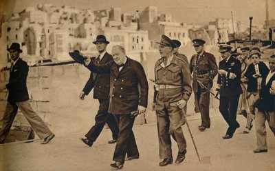 M. Churchill en visite à Malte, où il est vu avec le maréchal Lord Gort, 1943-1944 - Unbekannt